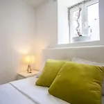 Apartment 155 - Amalia In Santos