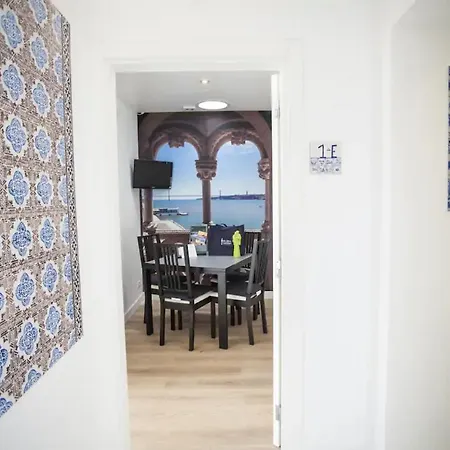 155 - Amalia In Santos Apartment