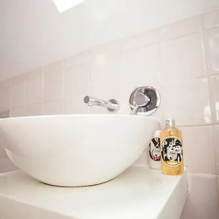 155 - Amalia In Santos Apartman Lisboa