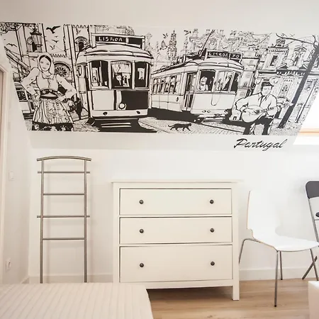 155 - Amalia In Santos *